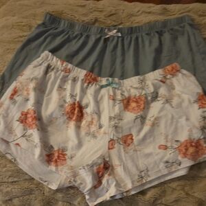 Flora Nikrooz Floral and Solid Sleep Shorts Set